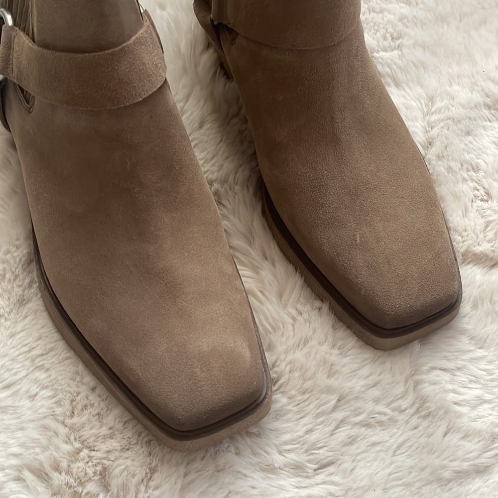 New SAM EDELMAN Bellamie Bootie - Picture 8 of 9